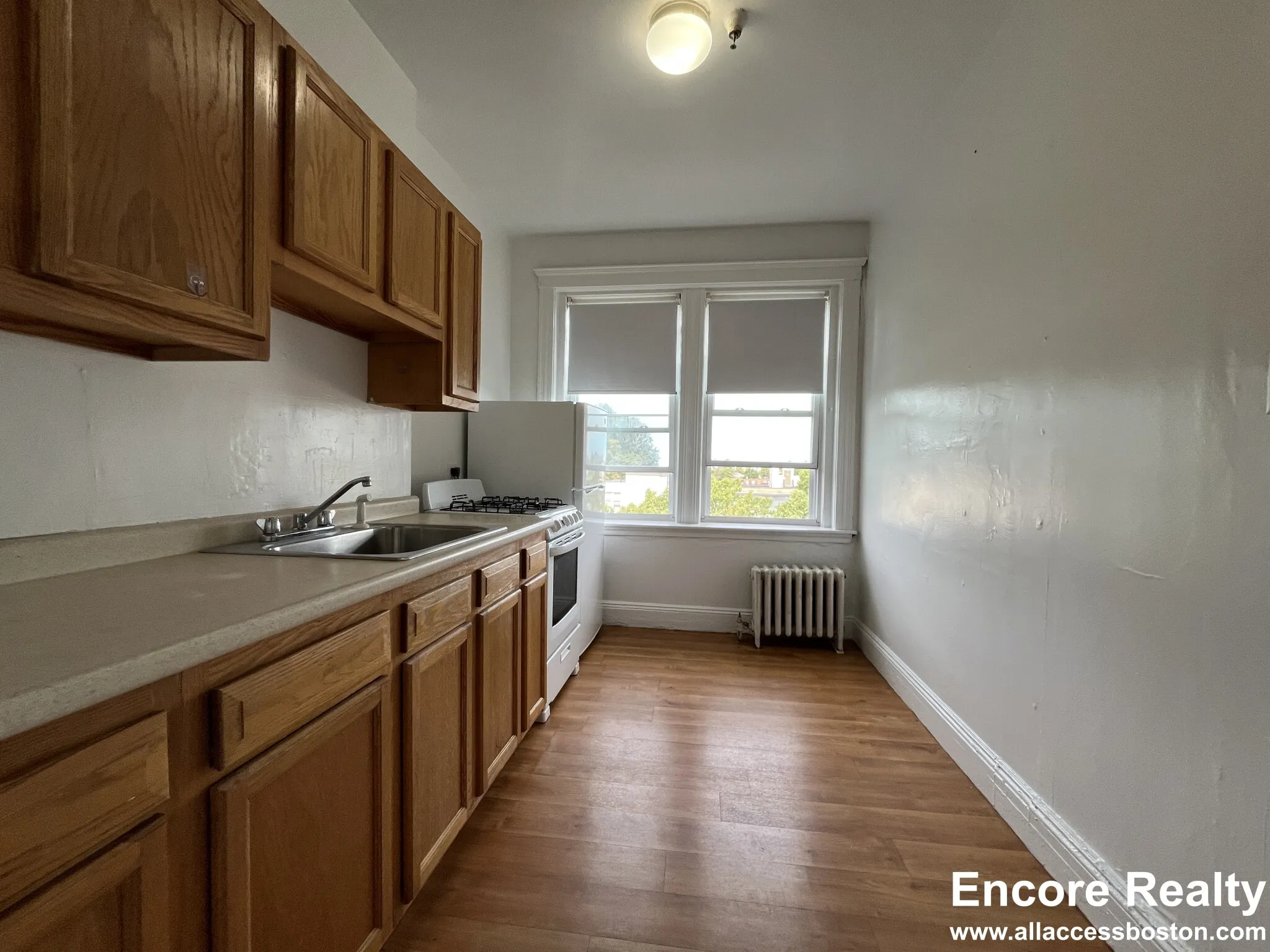 1687 Commonwealth Ave, Brighton