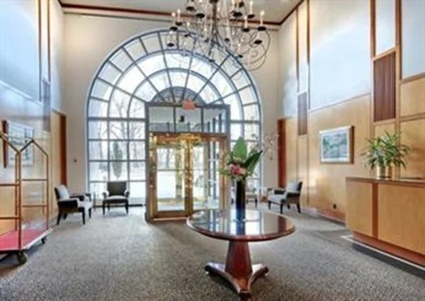 170 Tremont St, Midtown