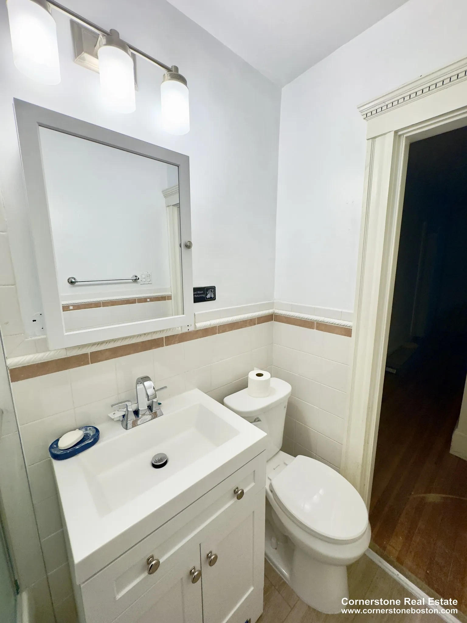 142 Calumet St, Mission Hill