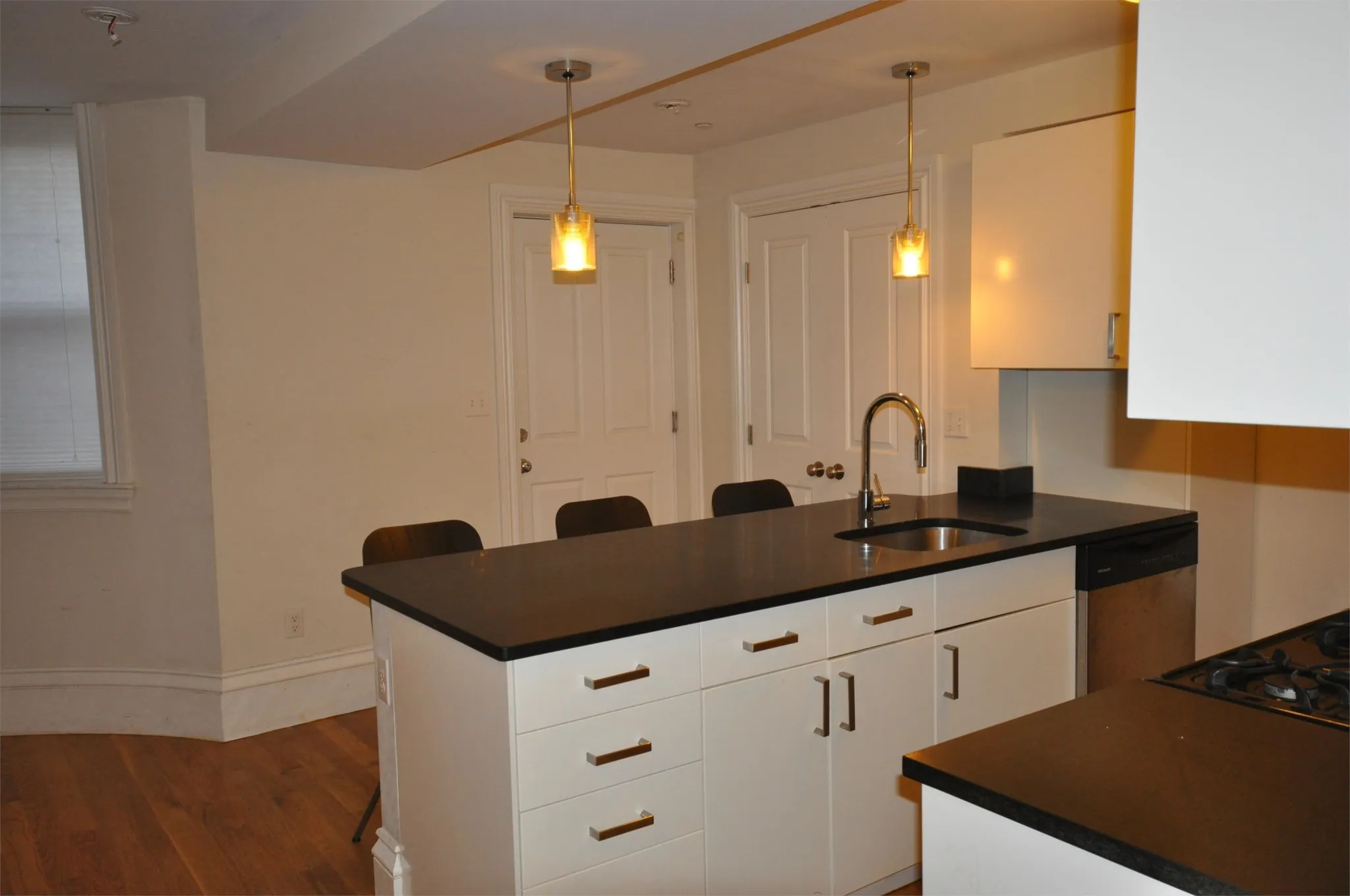 656 Massachusetts Ave, South End