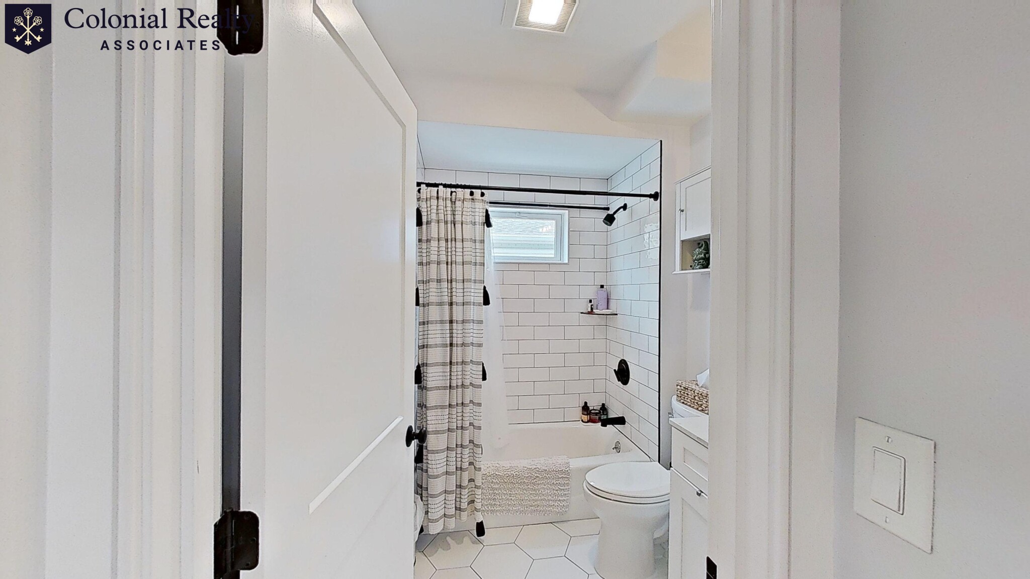 28 Woodrow Ave, Nonantum