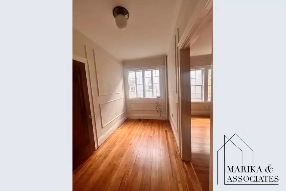 67 Green St, North Brookline