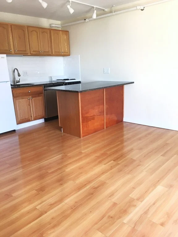 872 Mass Ave, Central Square