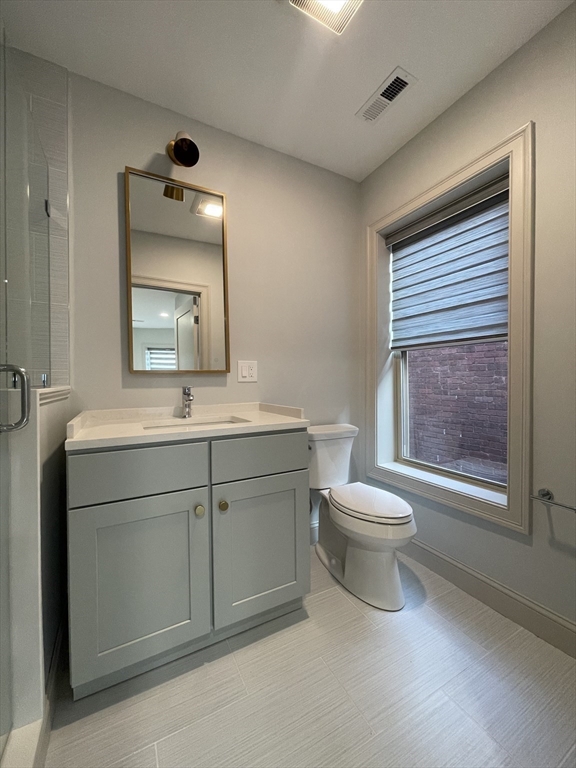 43 Saxton, Dorchester