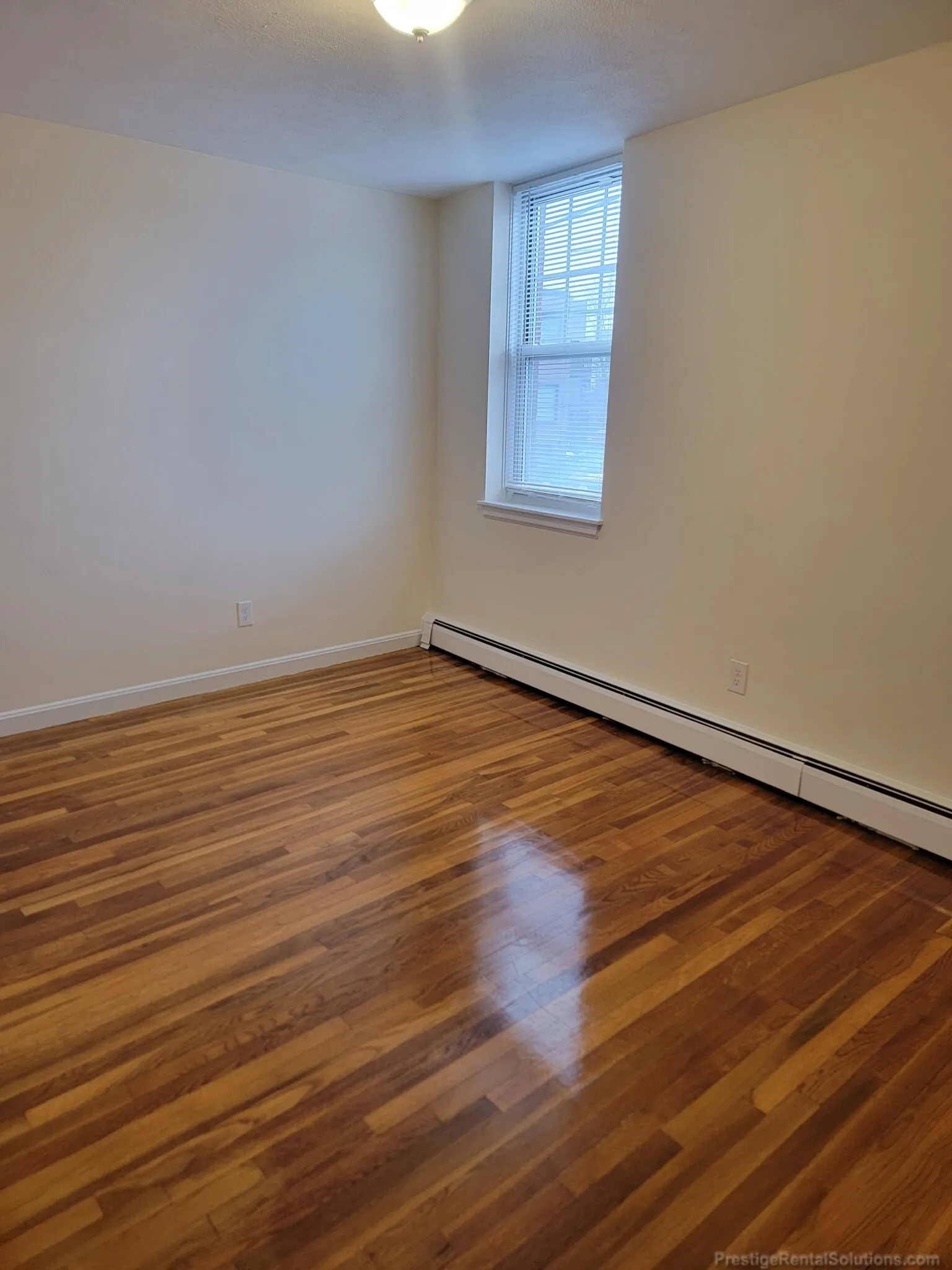 180 North Beacon St, Brighton