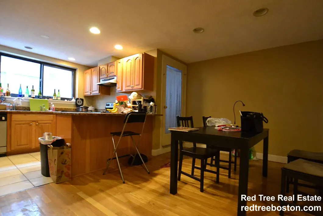 85 Brainerd Rd, Brighton