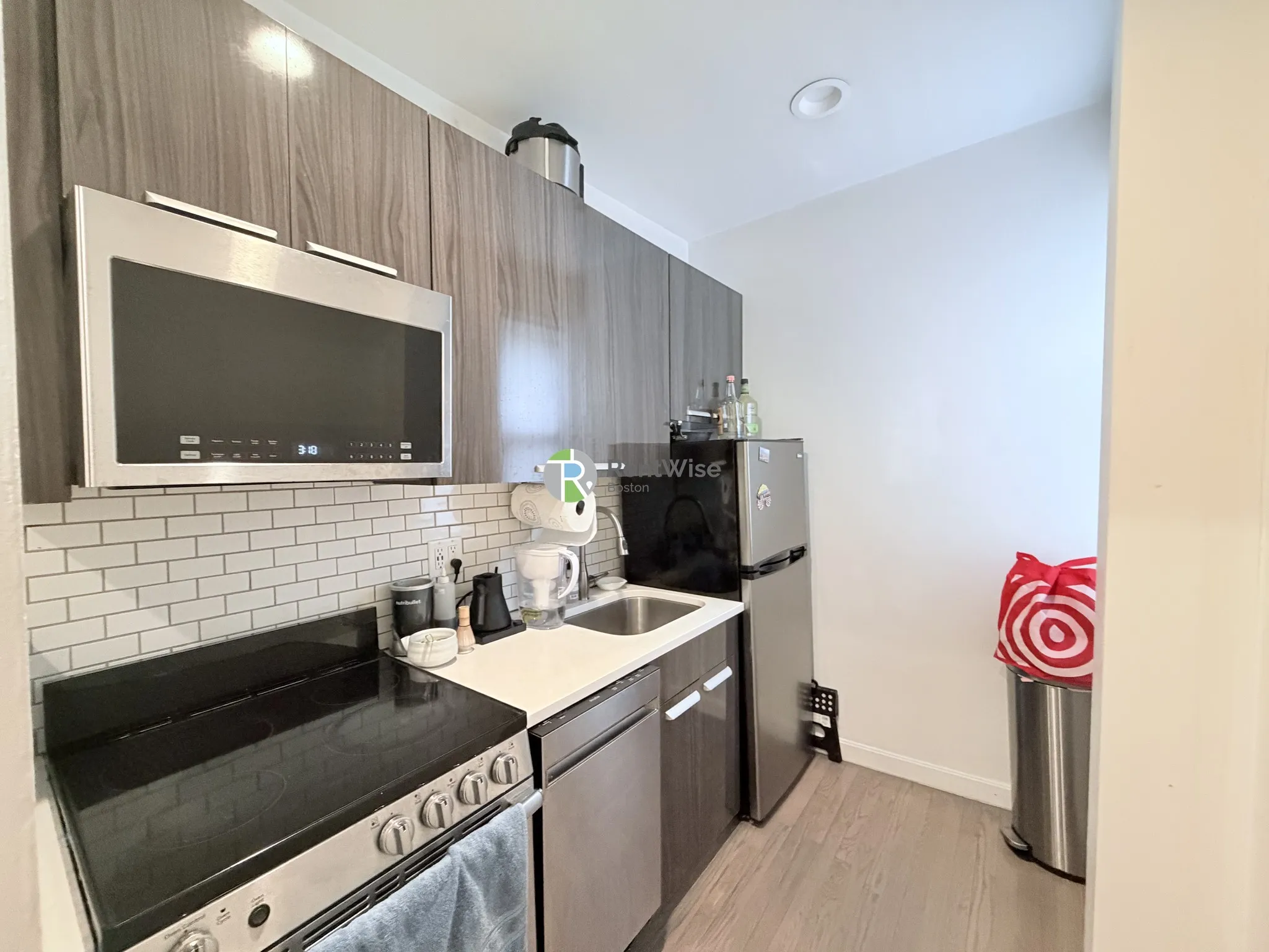 19 Peterborough St, Fenway