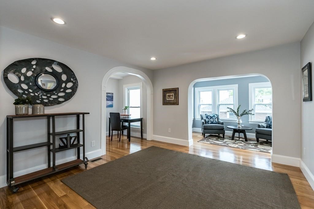 10 Nantasket Ave, Brighton