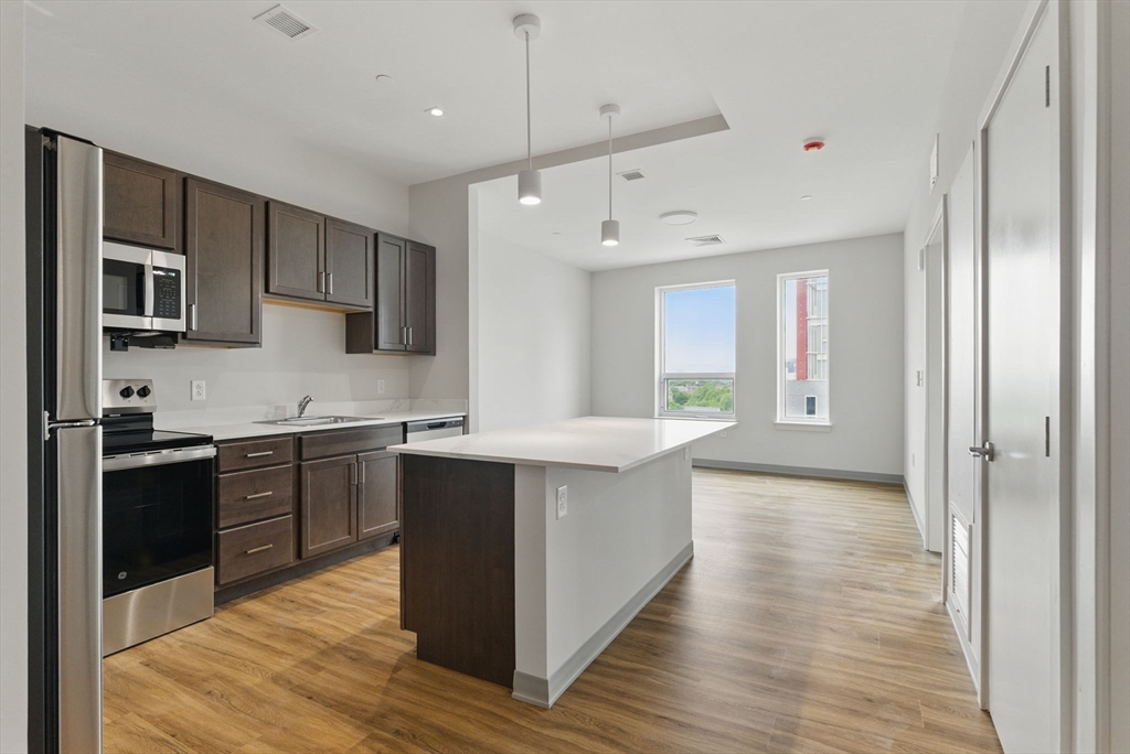 1170 Tremont St, South End