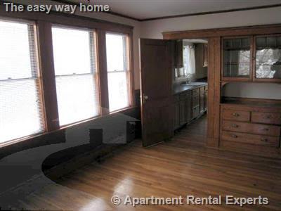 35 Irvington Rd, Tufts