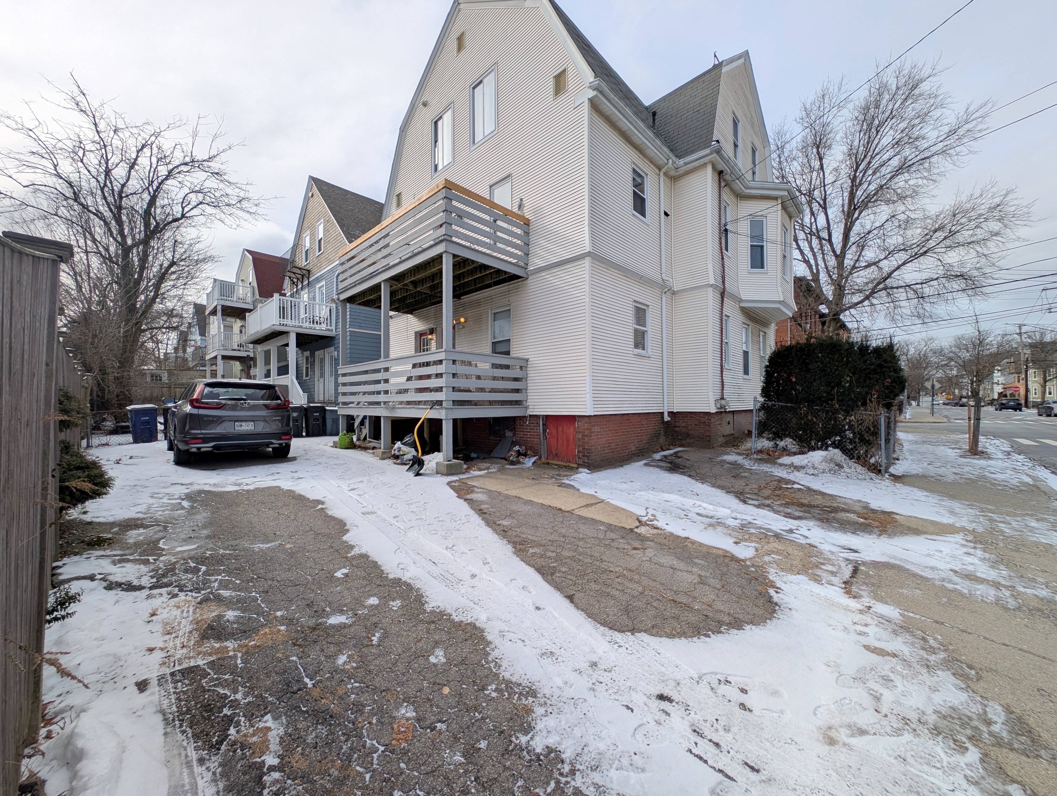 57 Josephine Ave, Davis Square