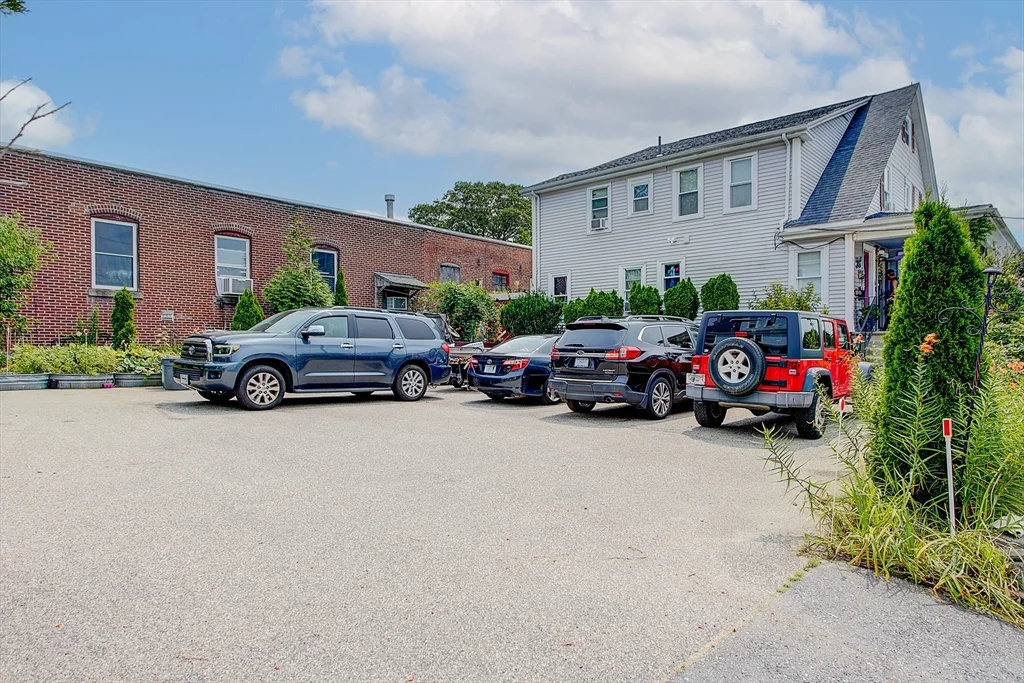 39a Ruggles, Franklin