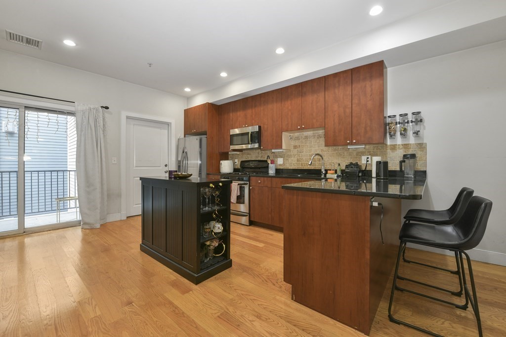 327 W Broadway, South Boston