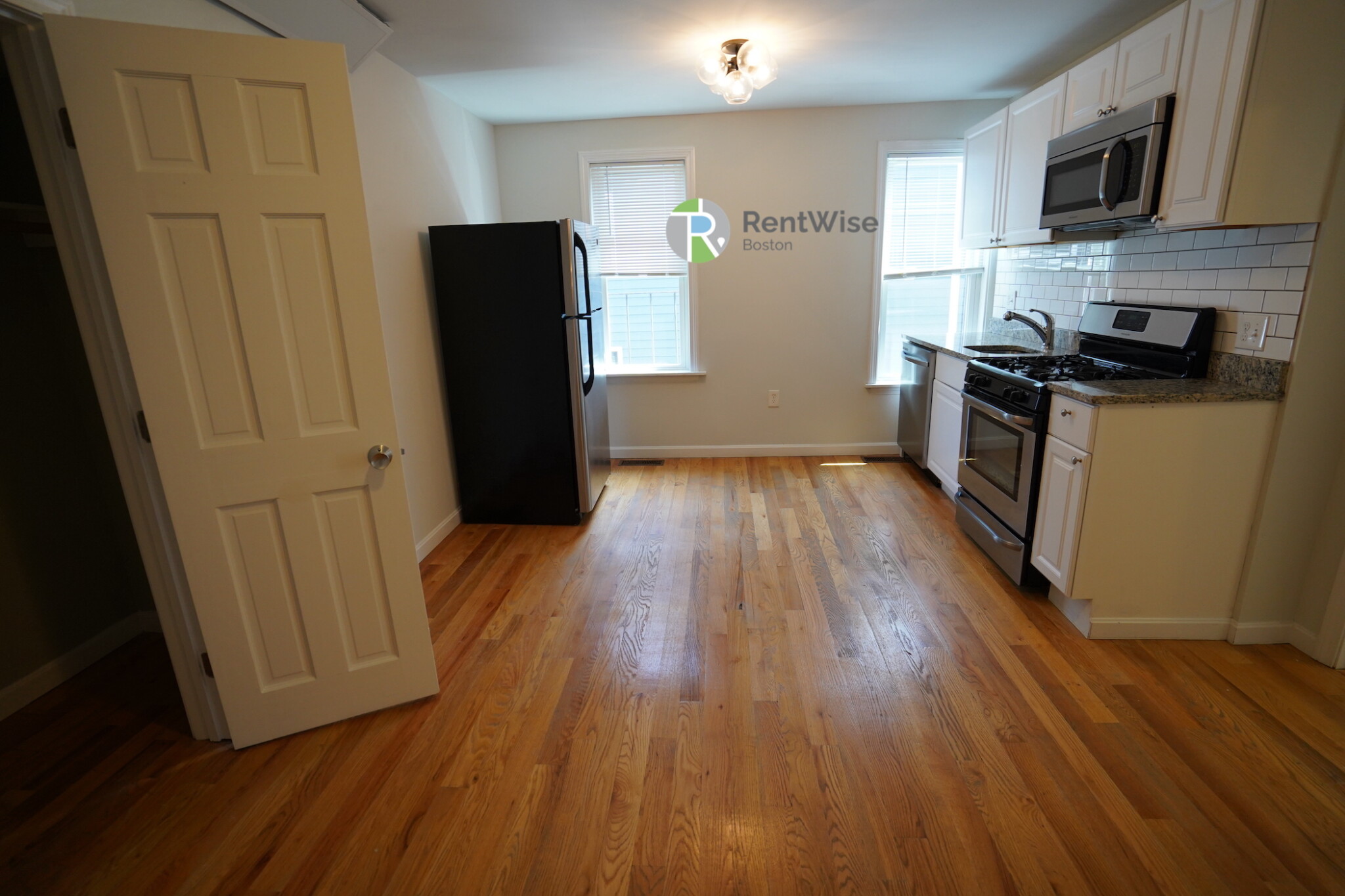 36 L St, South Boston