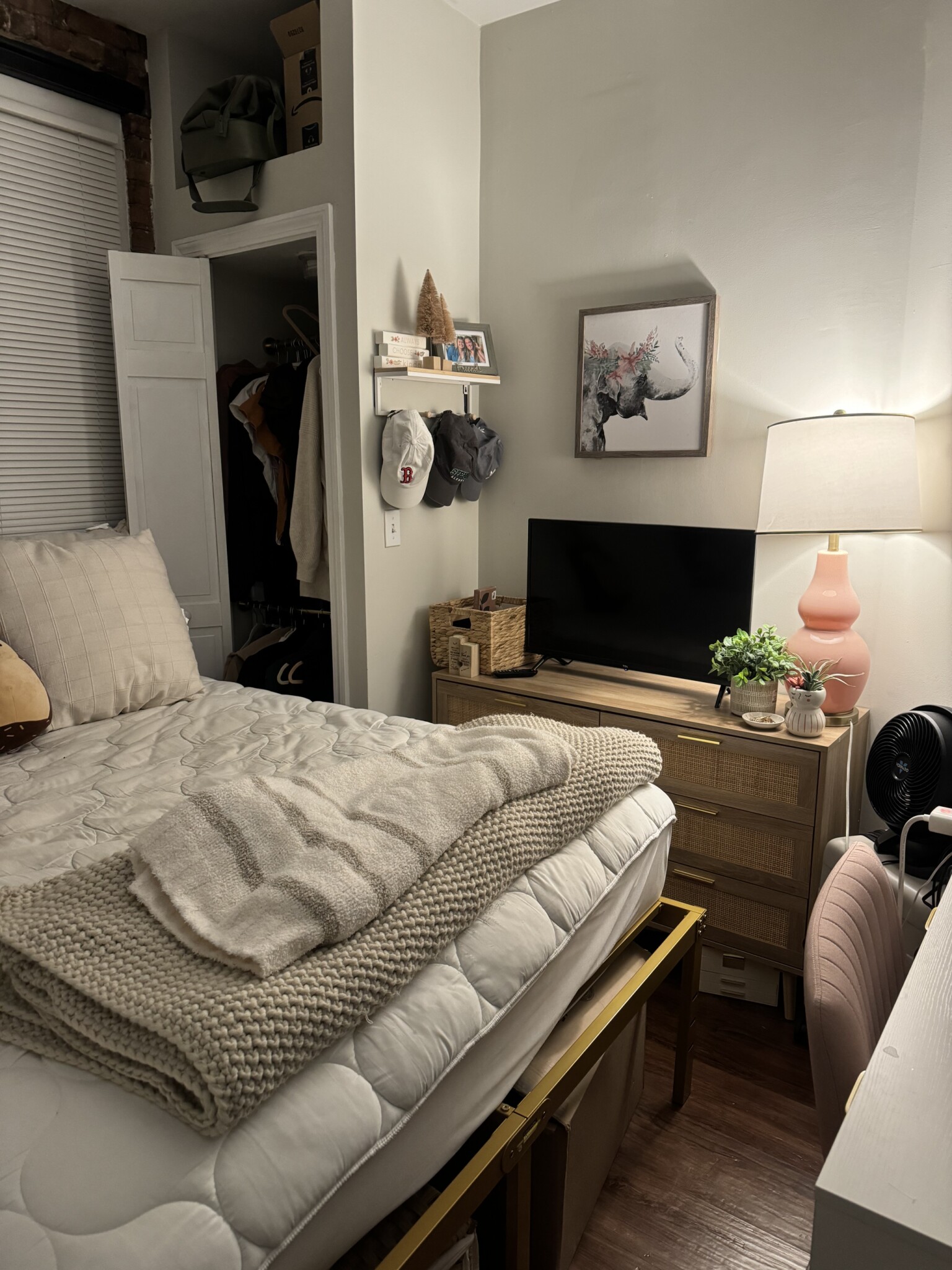 115 Salem St, North End