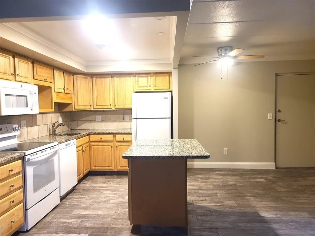 576 Washington St, Weymouth