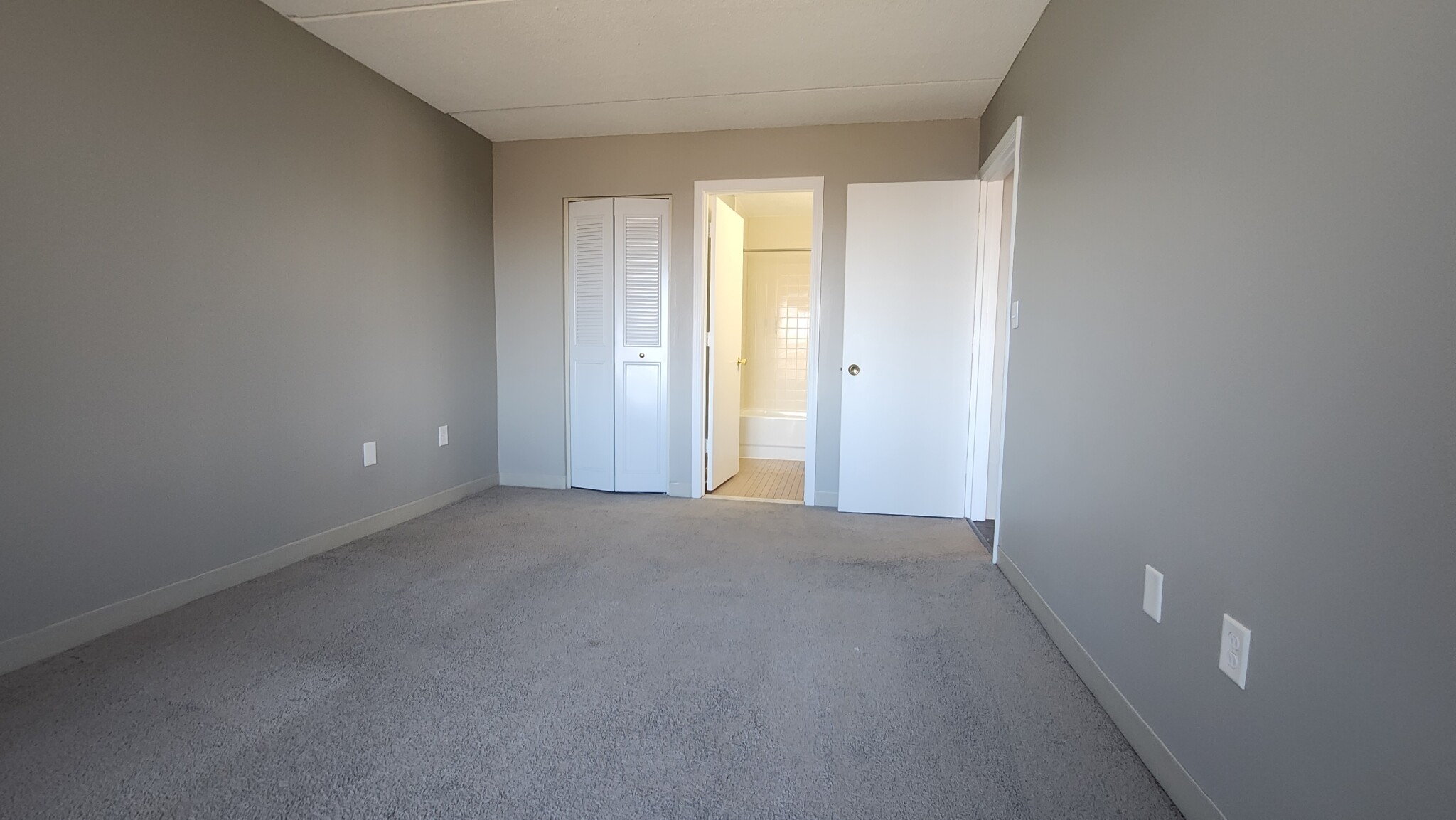 7 Ocean View Dr, Dorchester