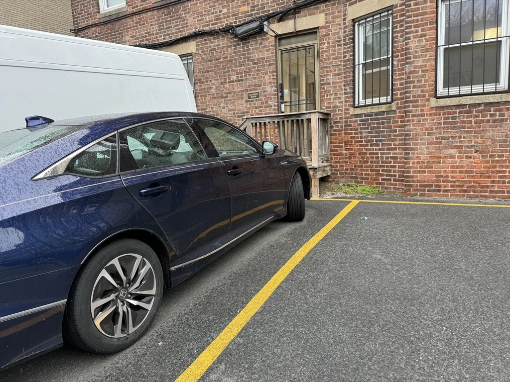 1641 Commonwealth Ave, Brighton