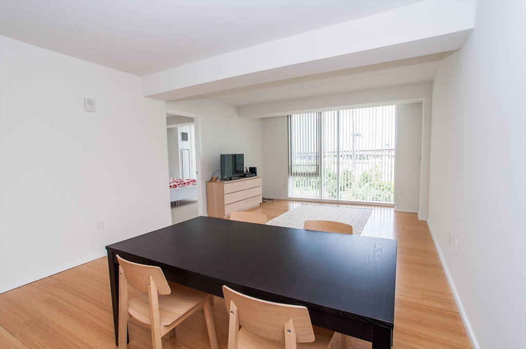 2 Earhart St, East Cambridge