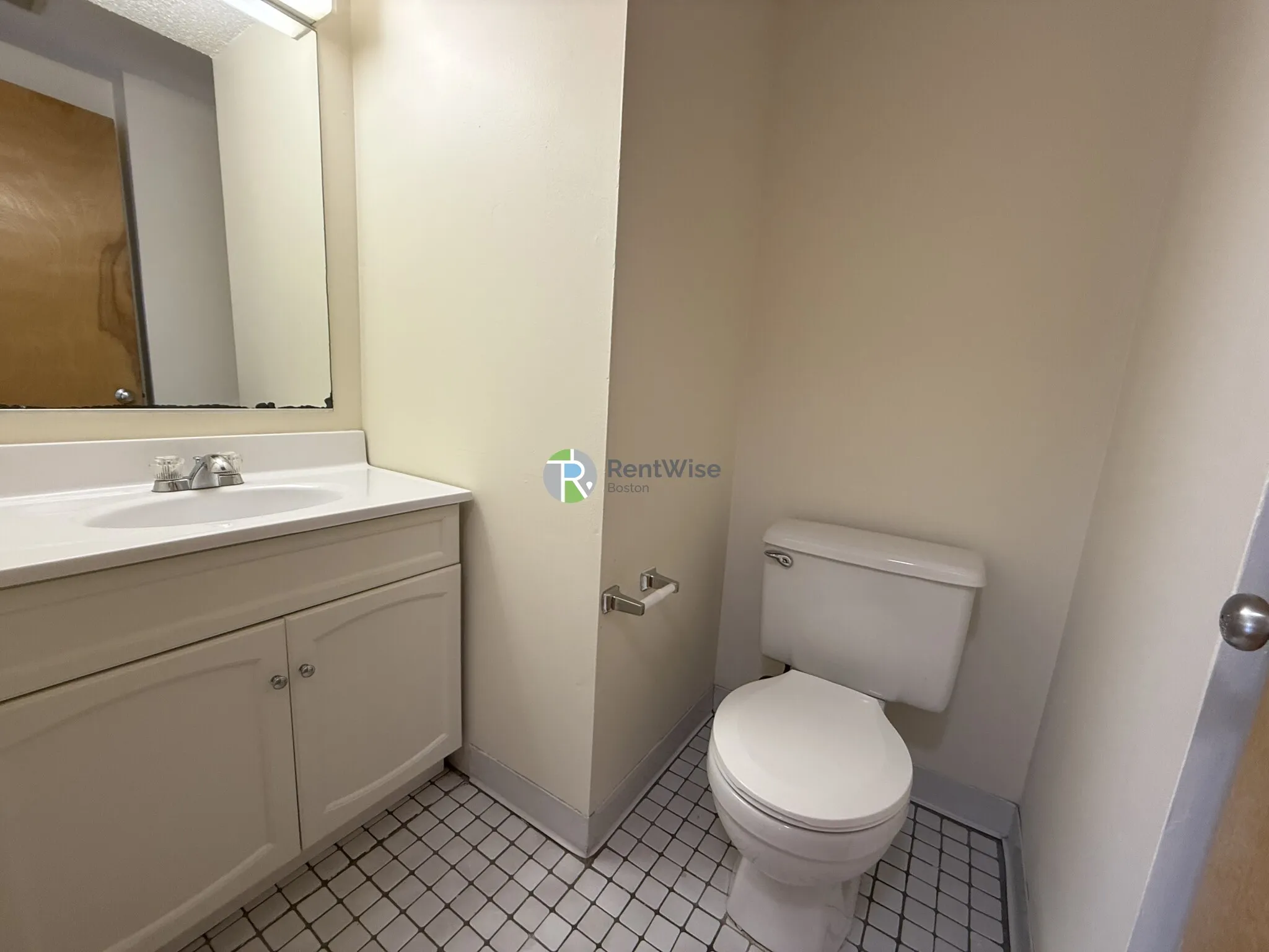 142 North Beacon St, Brighton