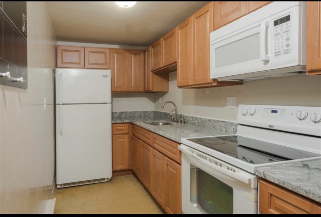 179 Presidents Ln, Quincy