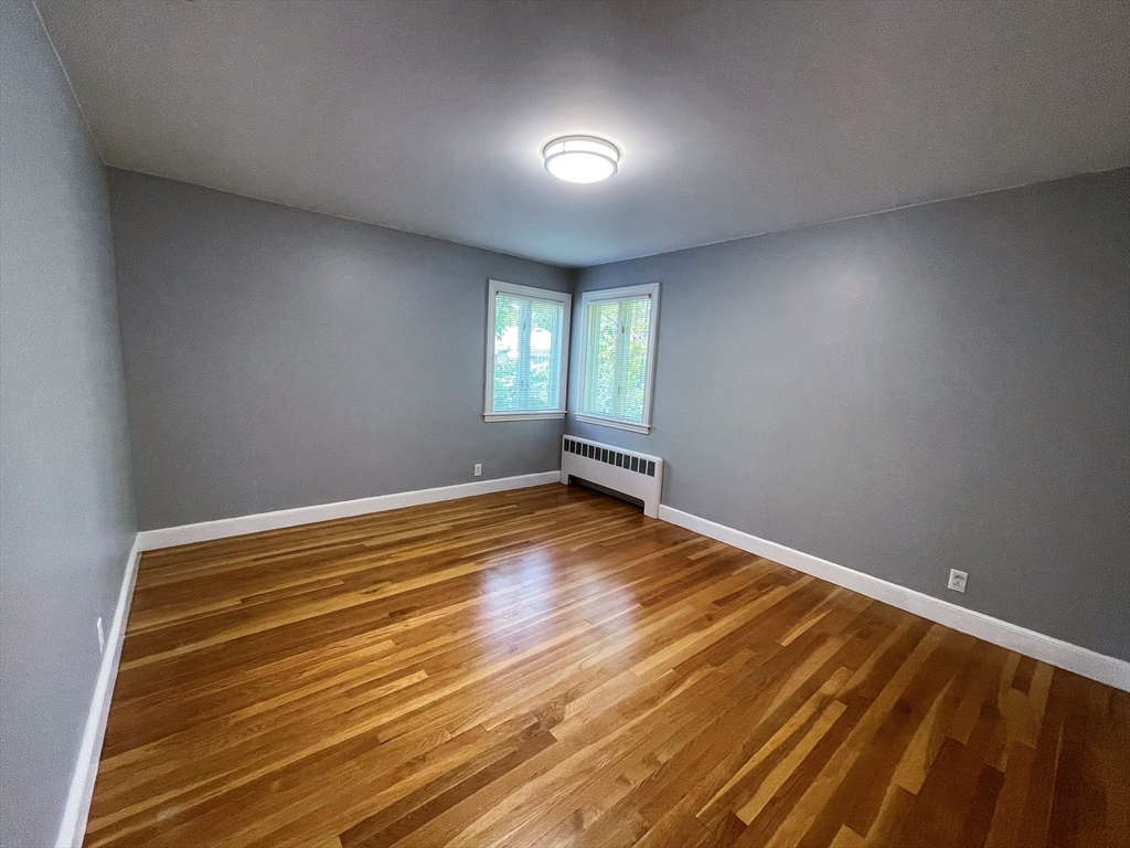 136 Truman, Newton