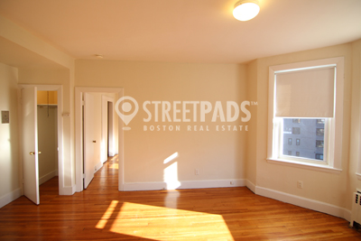 33 Lancaster Ter, Corey Hill