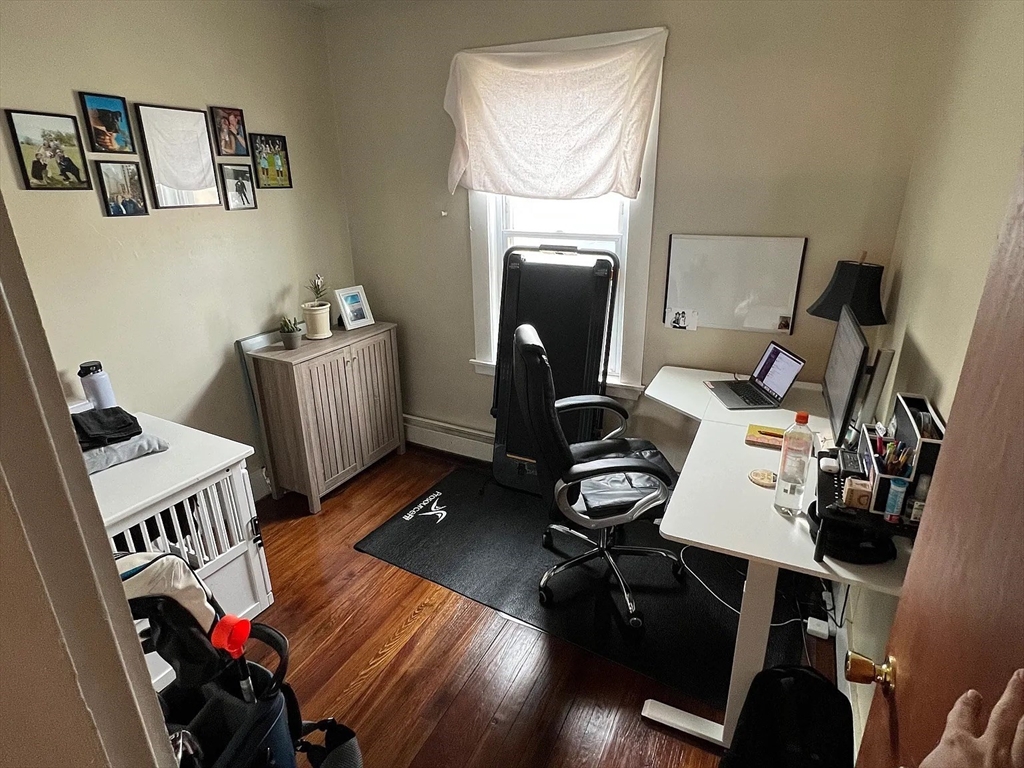 49 Middle St, South Boston