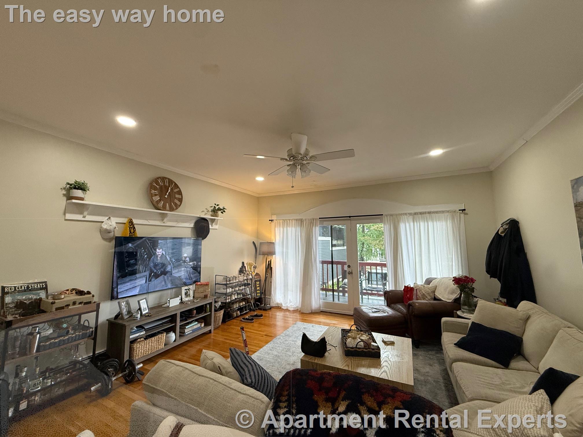 241 West 5th St, Addison-Orange
