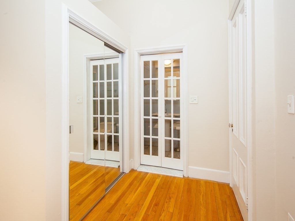 103 Beacon St, Back Bay