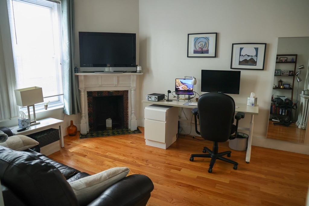 77 Westland Ave, Fenway