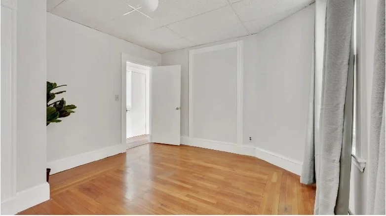 823 Dorchester Ave, Dorchester