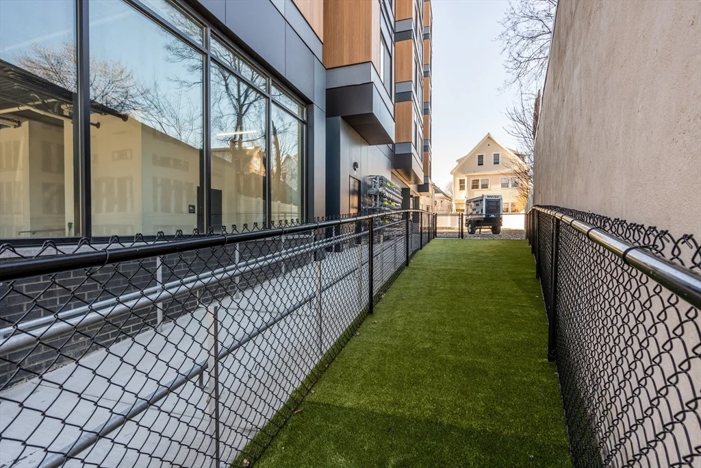 600 Broadway, Everett