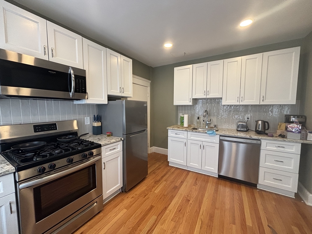 70 Strathmore St, Brighton