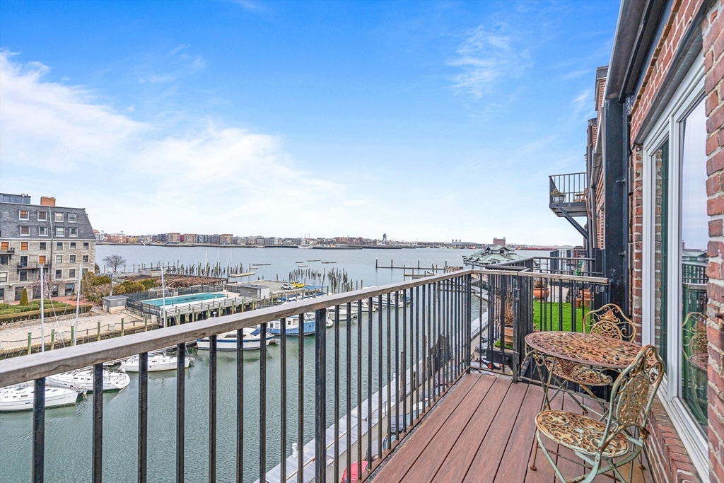 39 Commercial Wharf, Waterfront