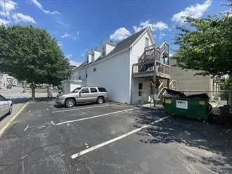 694 Lakeview Ave, Lowell