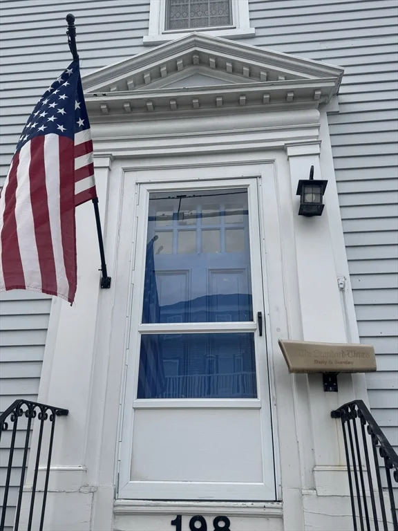 198 Main St, Fairhaven