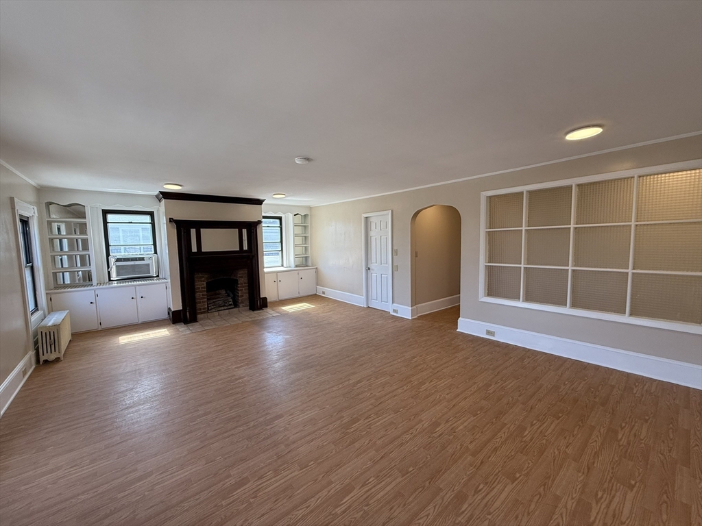 68 Court St, Plymouth