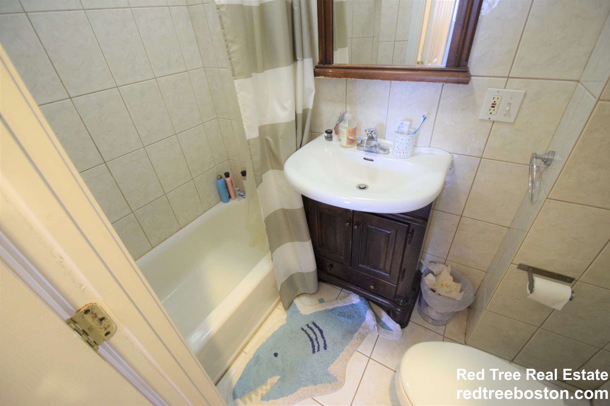 73 Thatcher St, North Brookline