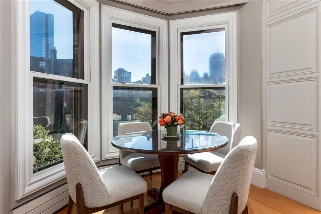 214 Beacon, Back Bay
