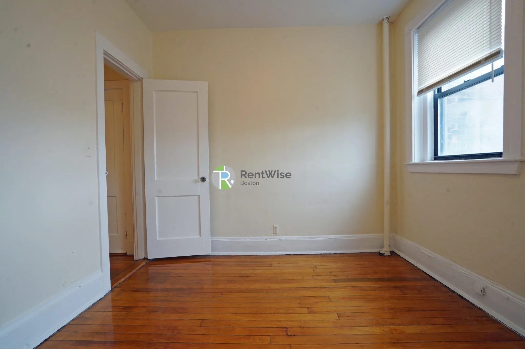 1212 Commonwealth Ave, Brighton