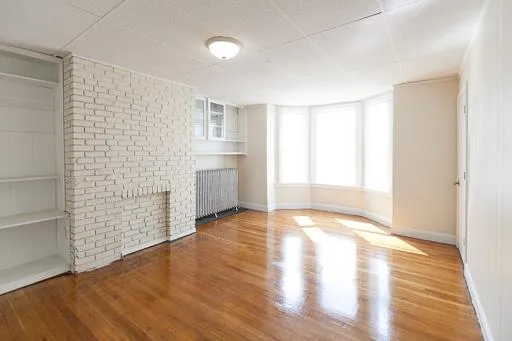 28 Monmouth St, Eagle Hill