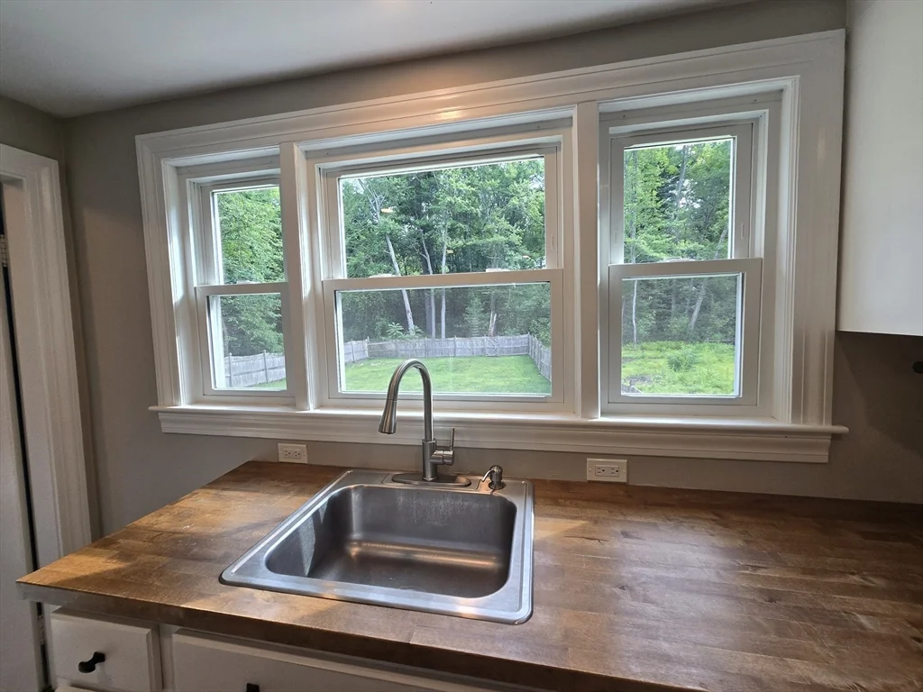 399 Shawsheen Ave, Wilmington