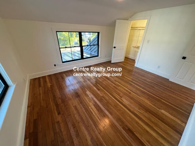 769 Watertown St, Nonantum