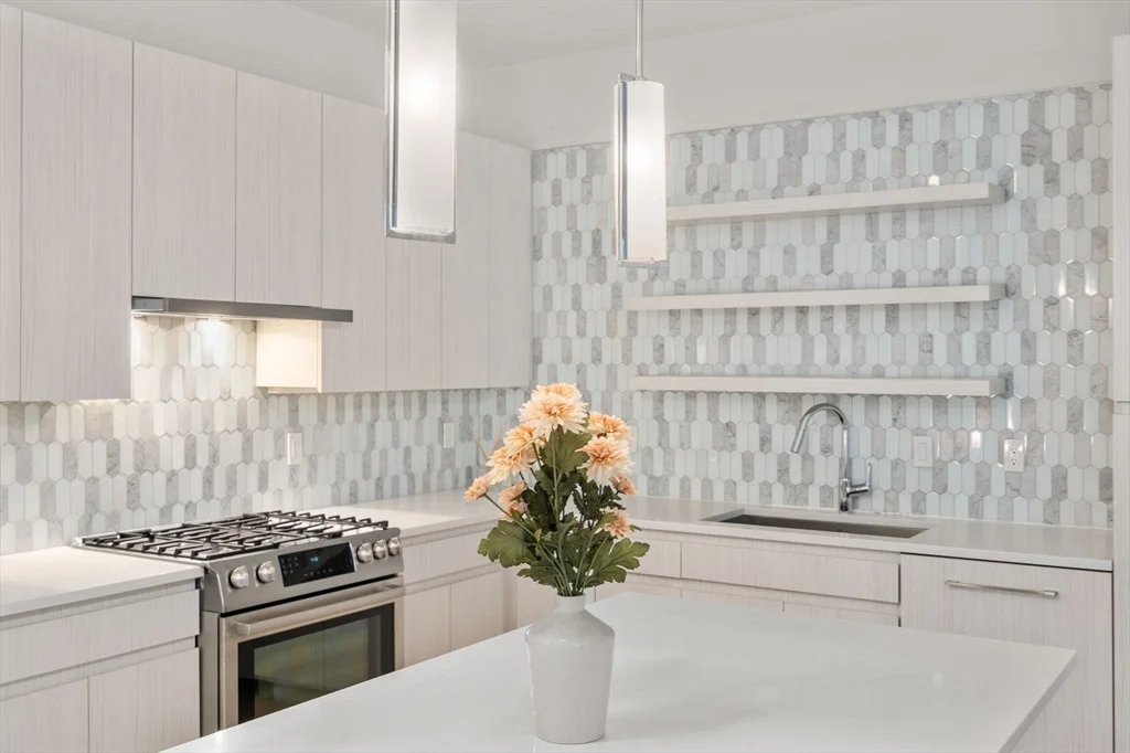 45 West 3rd St, South Boston