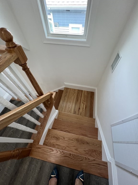 346 Cherry St, West Newton