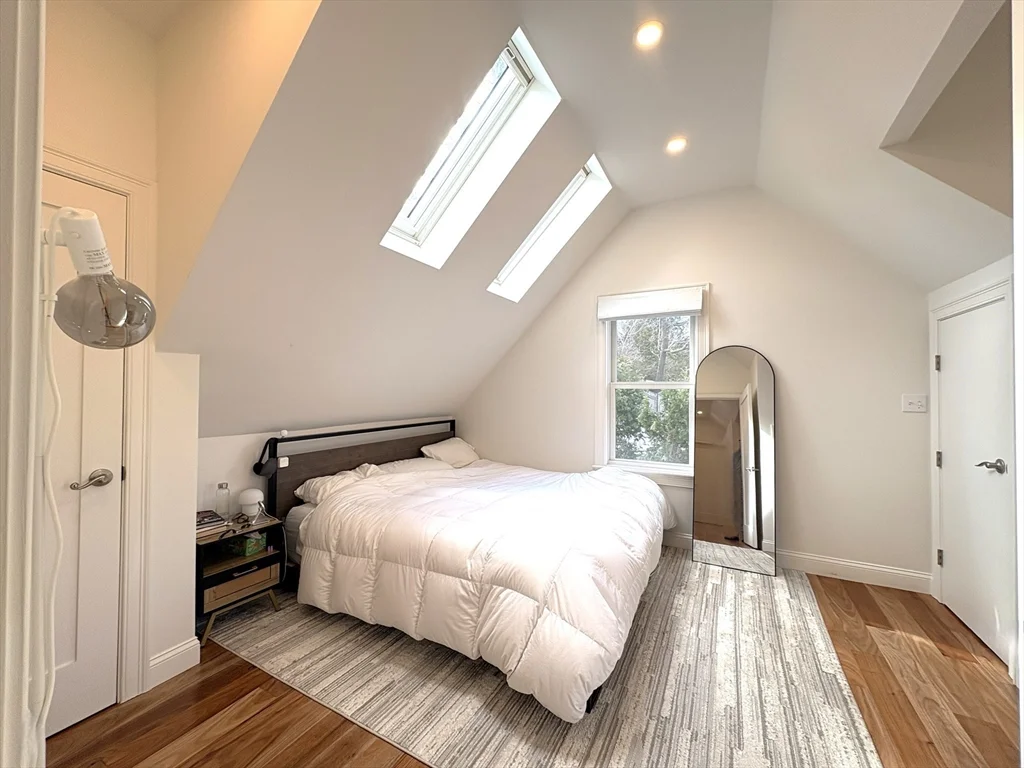 32 Salisbury Rd, Newton