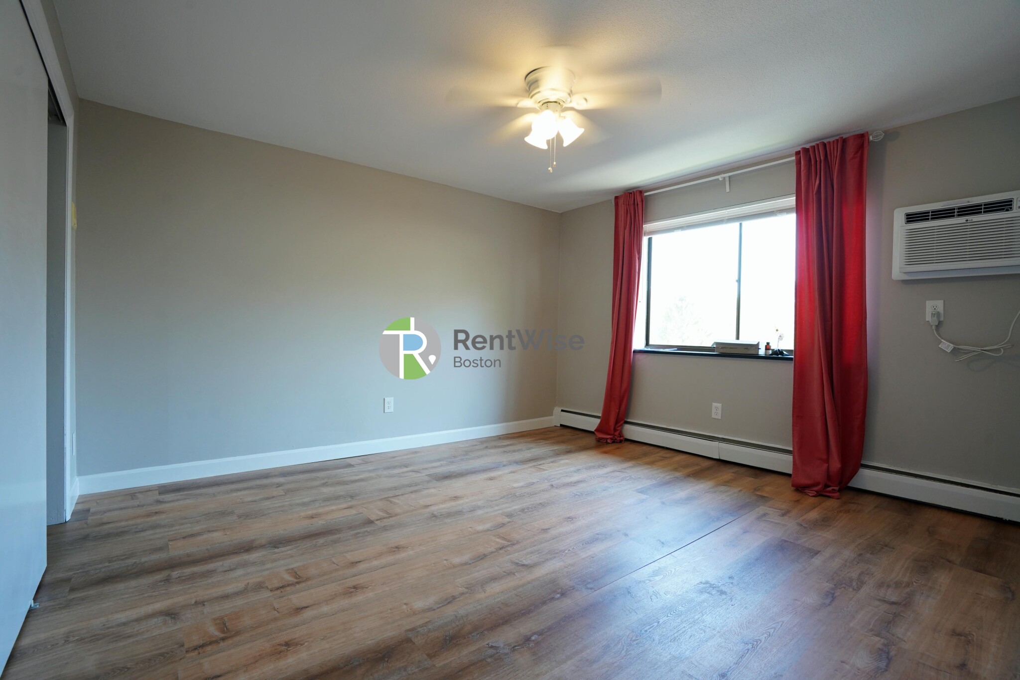 394 Langley Rd, Thompsonville