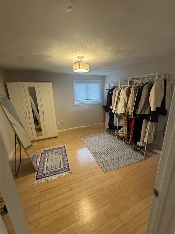 19 Skyline Dr, Malden