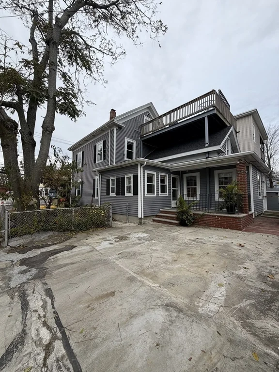 174 Adams St, Waltham